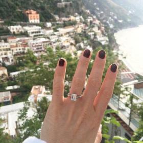 Square-cut sparkling engagement ring
