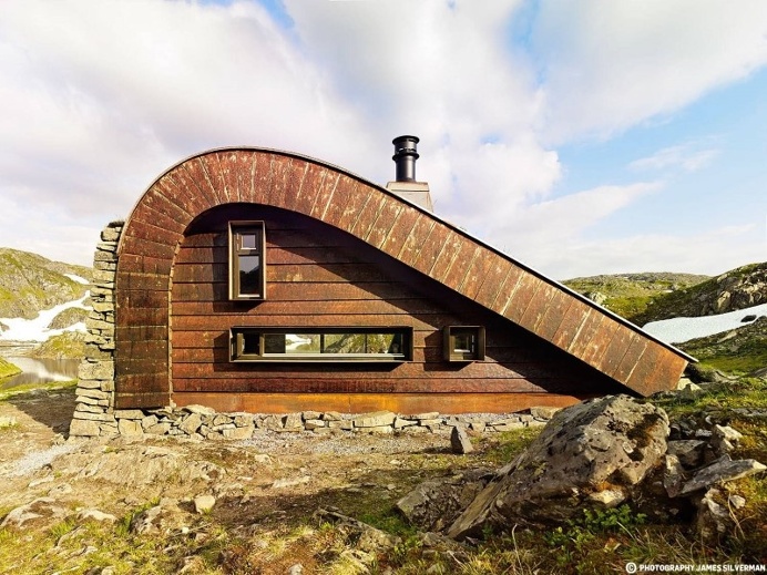 Hunting lodge