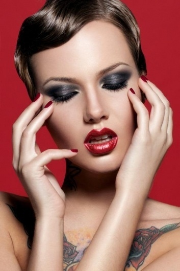 Beauty Photography by Sasha Larina | Professional Photography Blog #inspiration #photography #beauty