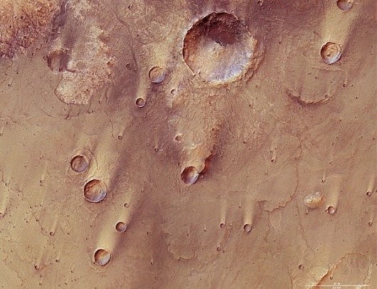 540-20120117-9487-co-SyrtisMajor_H1.jpg (600×460) #mars #photography