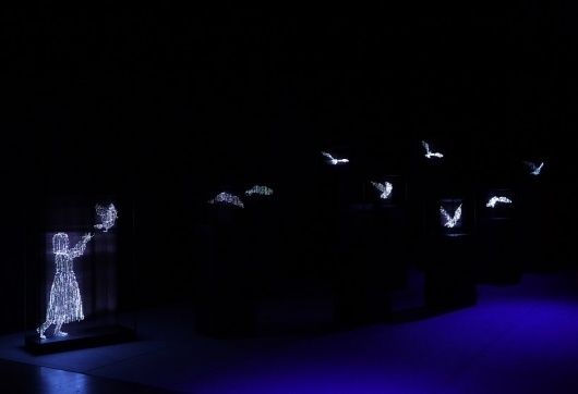 hope and dream light sculpture - makoto tojiki #light #installation