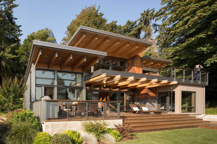 Hillside Home Retreat by Coates Design Architects