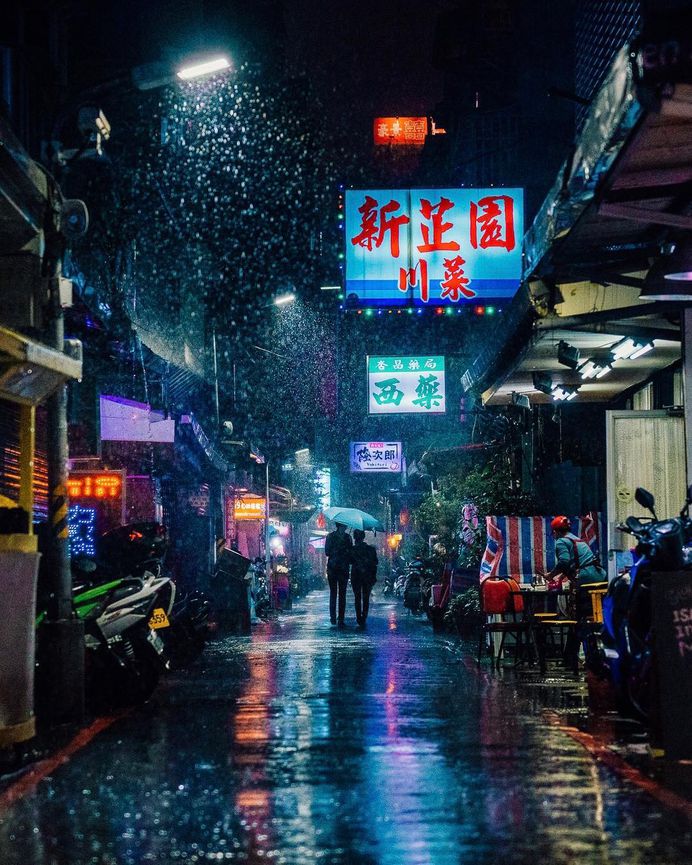 Beautiful Moody Street Photography by Dave Krugman