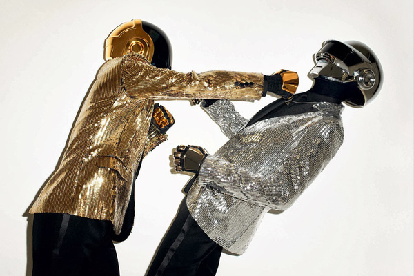 daft punk gisele wsj magazine 2 #punk #helmets #daft #photography #terry #richardson #fashion