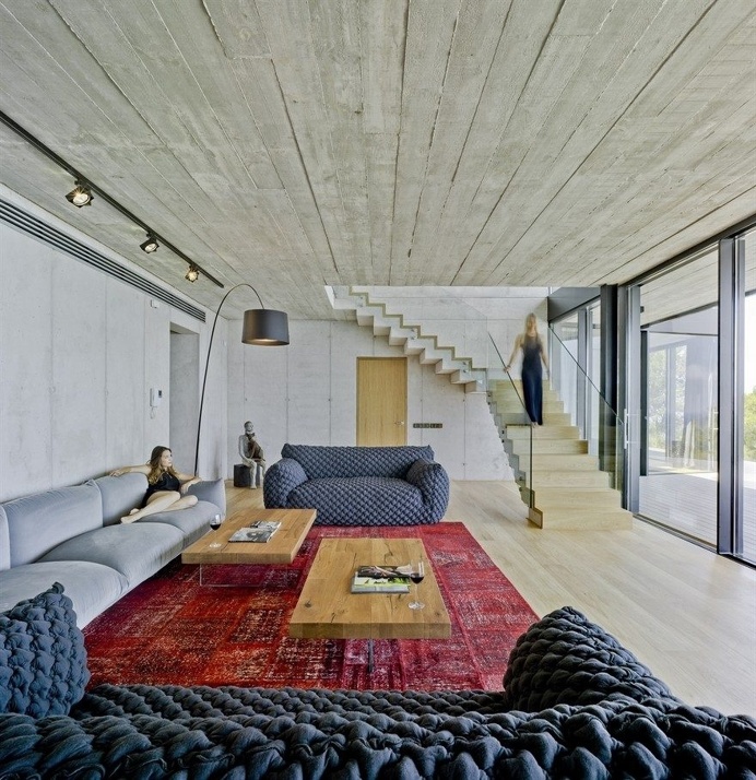 Concretus House is a Brutalist-Style Home in Cala Sardinera, Spain 8