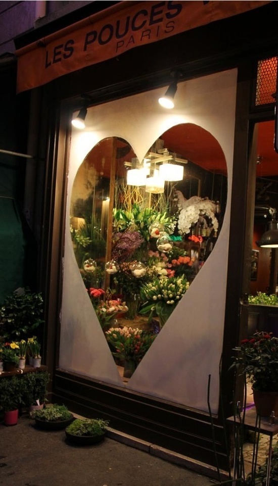 Window shopping in Paris love this!! #window #vinyl