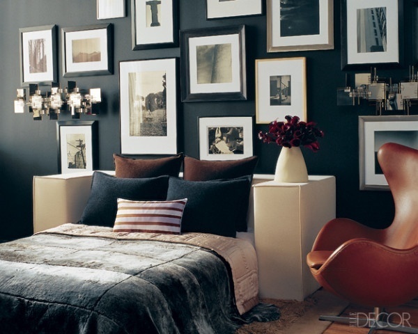 No need for a headboard #frames #wall #black