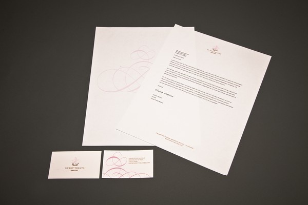 Corporate Identity #bakery #branding #cupcakes #treats #sweet #identity