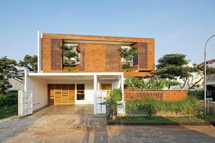 Flick House, Cinere, Indonesia / Delution Design Revolution