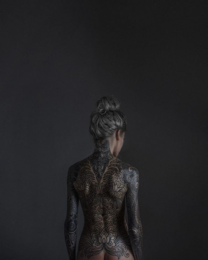 Fine Art and Dark Beauty Portrait Photography by Haris Nukem