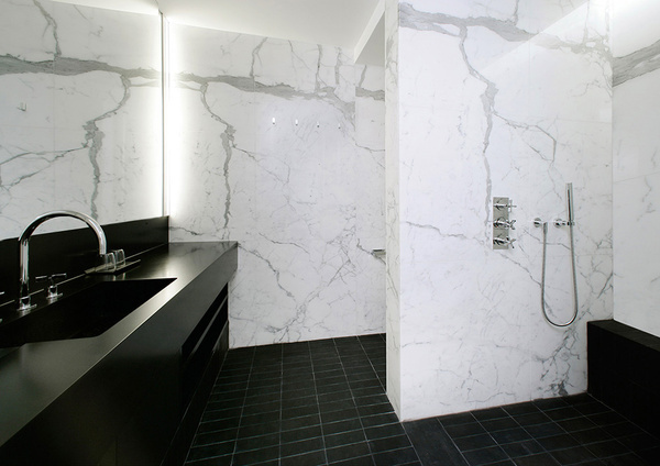 Unique Bathroom Furniture and marble tiling #interior #design #bathroom #bathtub #decoration