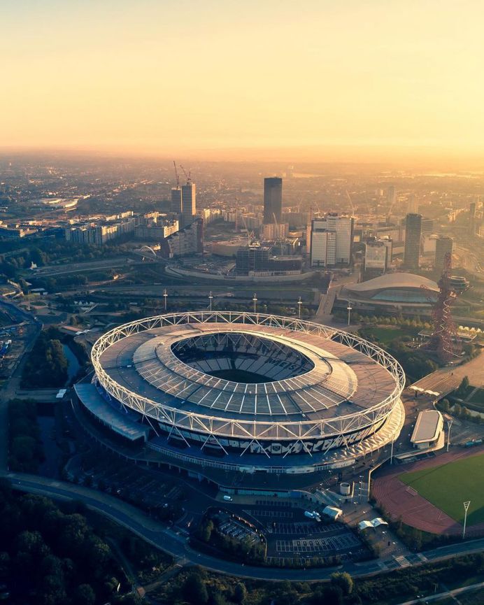London From Above: Stunning Drone Photography by Konrad Paruch