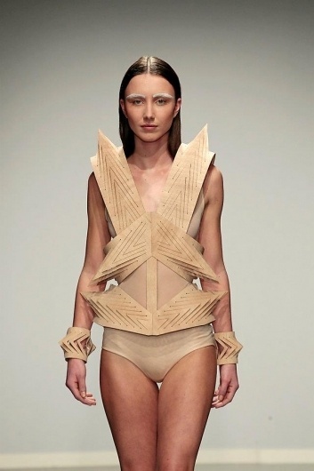 Reflections in Facets by Winde Rienstra #fashion