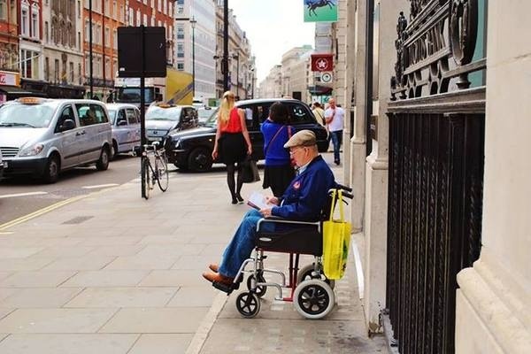 https://www.facebook.com/DavidWalbyPhotography #old #wallb #london #man #wheelchair
