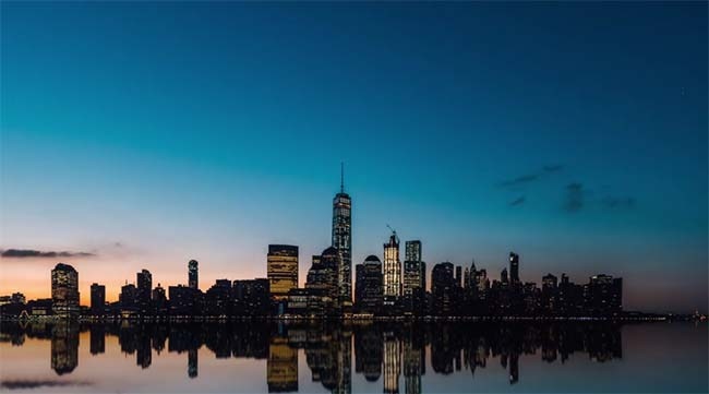 A New York City Timelapse Like You've Never Seen #timelapse #NewYorkCity #atasteofnewyork #travel #luxuryes