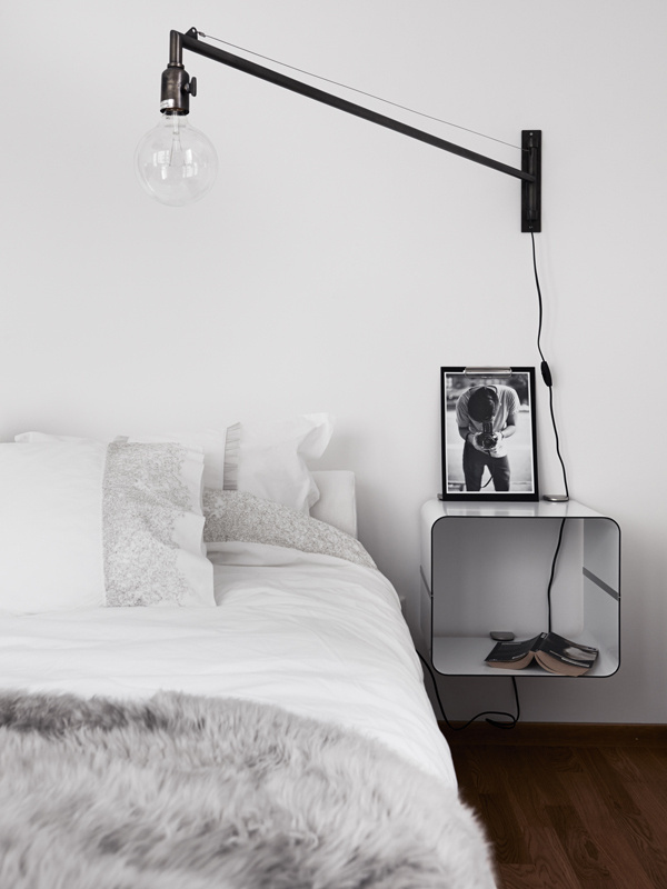 Colorless and boring? Nope, not this time either. emmas designblogg #interior #design #decor #deco #decoration