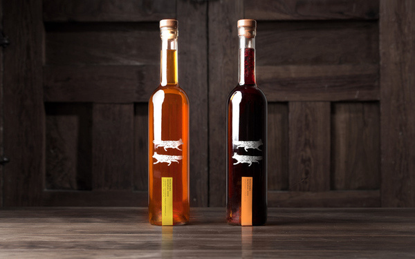 Anagrama | Montero #packaging #logo #design #wine