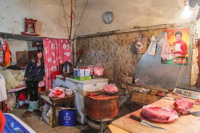 Symbiosis of Working and Living: Claustrophobic Homes of Beijing by Alina Fedorenko
