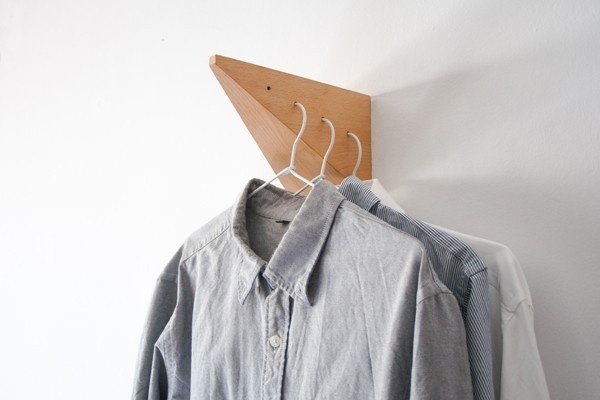 http://tamayo.hol.es/files/gimgs/th-20_web_1.jpg #clothes #design #hang #wood #furniture #wall #hanger #beech #pyramid