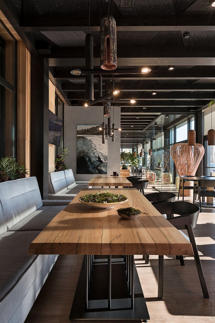 Fujiwara Yoshi Restaurant / Sergey Makhno Architects