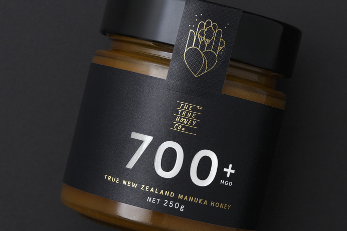 #packaging #product #food #branding #identity #black #gold #foil #type