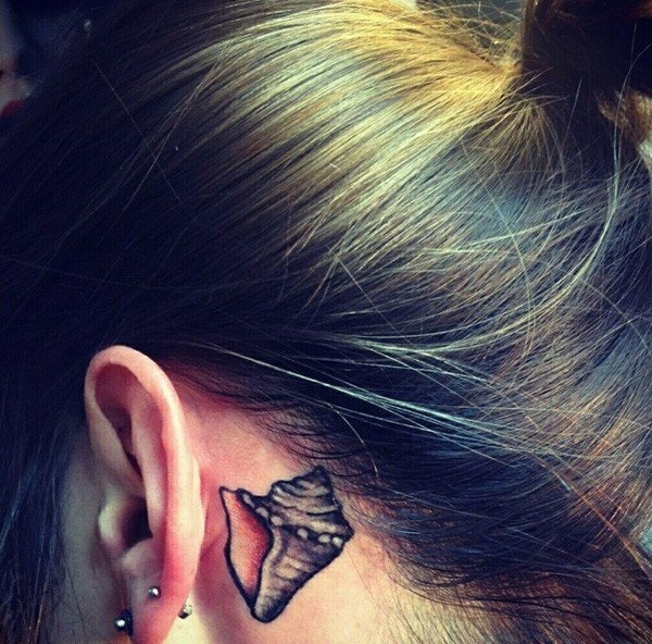 40 Shell Tattoos Make You Wonder Sea Life #shell #tattoos