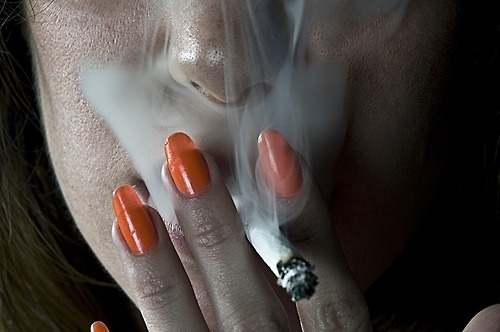 Quique Cabanillas Photograhy Blogfolio #smoke #cigarette #orange #photography #nails