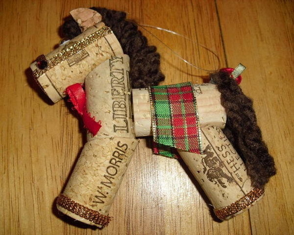 Homemade Wine Cork Crafts #cork #diy #wine