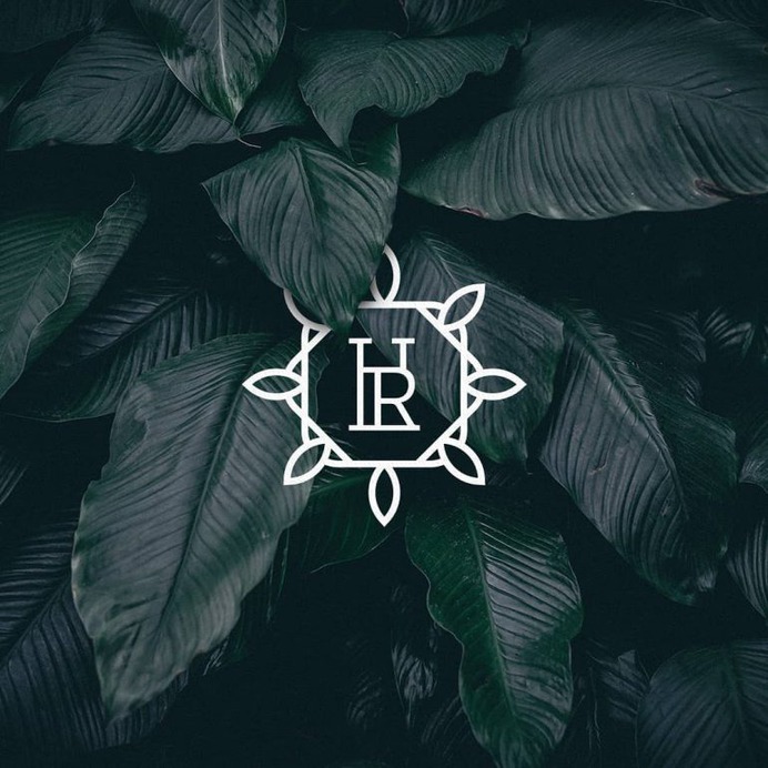 HLR Hotel monograms in badge.