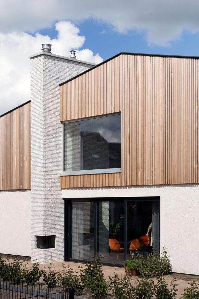 Young and Daring Architecture Label Namelok Completes House 1 1