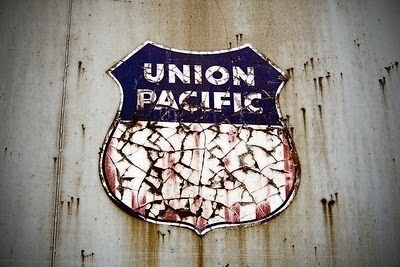 Flyer Design Goodness - A flyer and poster design blog: Classic Train Logos #train #type #lettering #logo