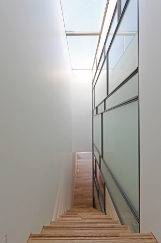 4.jpg (333×500) #stairs #interiors