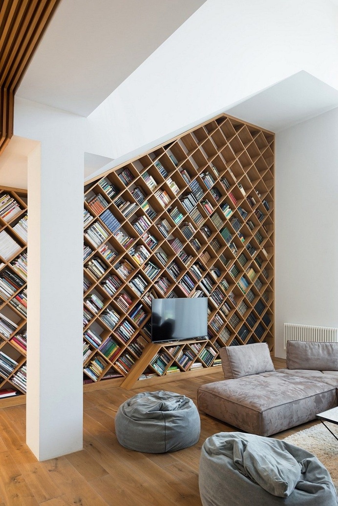 A Modern Country Home Featuring Minimalist Geometry and Natural Finishes 14