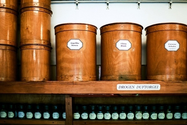 Prussian Spirits Factory | iGNANT #serif #wood #typography