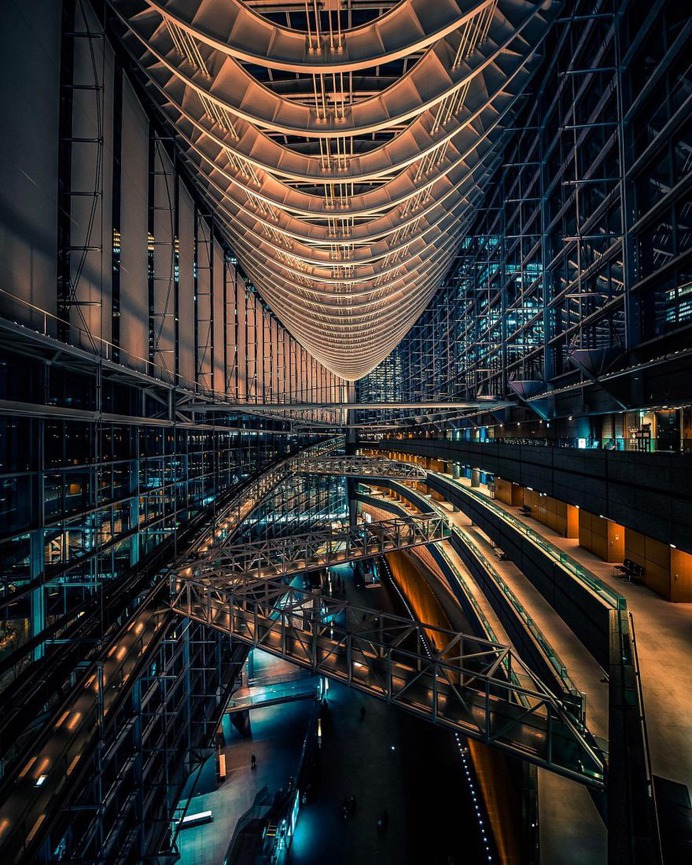 Stunning Night Photos of Tokyo's Streets by Hosokawa Ryohei