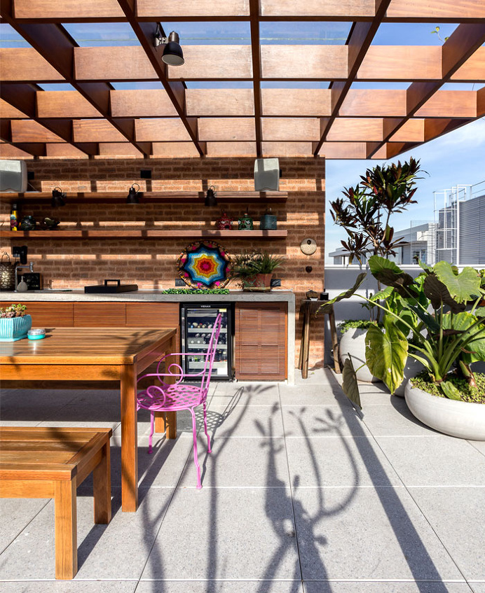Artistic Project by Lacaz & Broggin