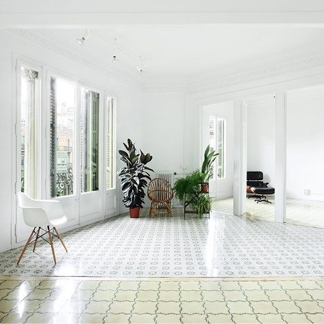 Pure. - Russian Carpet: Daily inspiration, trends, mood board. Architecture, art, design, fashion, photography. #inspiration #white #design #russian #photography #carpet #pure #green
