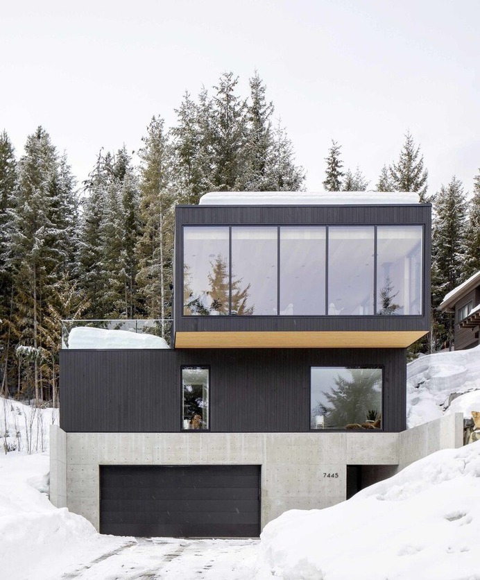 Gilbert Whistler Residence / Evoke International Design