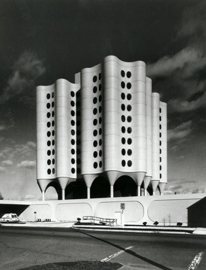 Bertrand Goldberg | iainclaridge.net #architechture