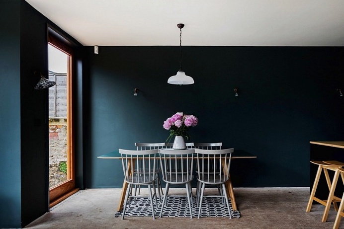 Quaperlake House by Emil Eve Architects