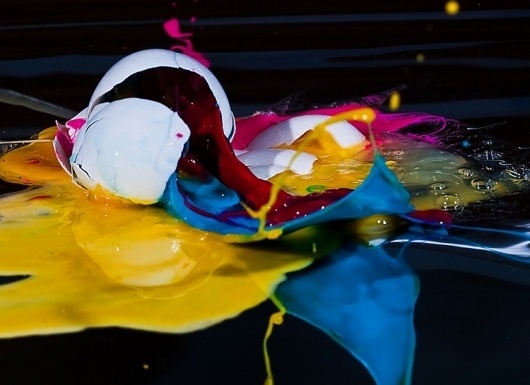 Eye-Popping Photos Capture Splattered Eggs Frozen in Time | Co.Design #glitter #smash #eggs #photography #cracked #neon