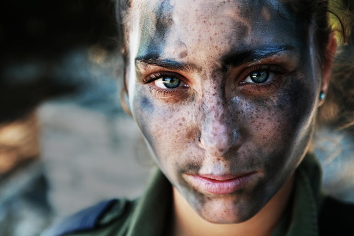 Menina de 18 anos – Parte da Força de Defesa Israelense
