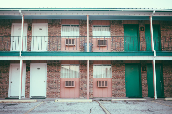 emily blincoe //thuglifeforevs #door #color #lovely #walls #motel #bricks #green