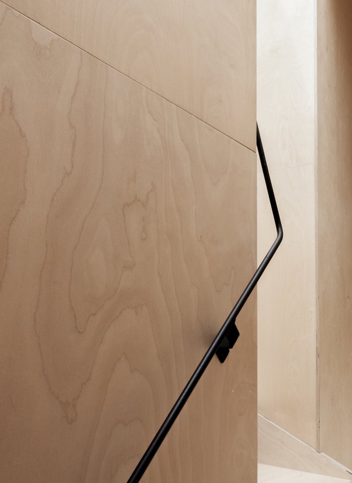 Plywood House by Simon Astridge. #plywood #simonastridge #minimal #detail