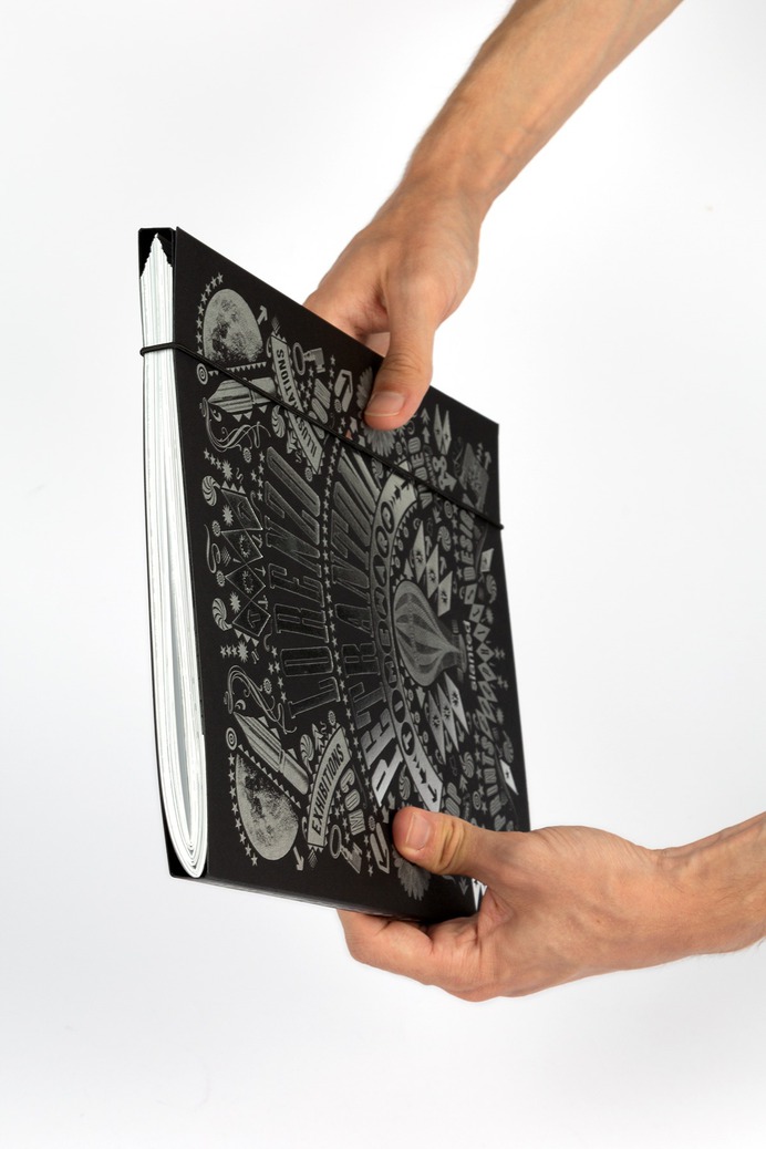Lorenzo Petrantoni, graphic artist, illustrator, designer, and artist from Milan, Italy, known for his reinterpretations of historical figures from the 19th and 20th century, presents his particular personal aesthetic in Timewarp. His works are created by using 19th-century engravings from old books he finds in bookshops, libraries, markets and fairs around the world. Using hand-made collages, Petrantoni combines and assembles these engravings to create unique and striking images.

His compositions have become iconic, used by renowned brands like Coca Cola, Nespresso, New York Times, Newsweek, Samsonite, Vogue, Vanity Fair, and many more, as well as museums, publishers, and galleries worldwide. Thanks to his extraordinary creativity and technical mastery, Petrantoni gives vintage images new life and meaning, transforming them into works of contemporary art.

Timewarp presents these works from recent years and is a fascinating journey through time, where the past merges with the present through the creative genius of Lorenzo Petrantoni.

Publisher: Slanted Publishers
Design & Concept: Lorenzo Petrantoni
Translation: Jennifer Coe
Release: September 2024
Format: 21.6 × 29.3 cm
Volume: 192 pages
Language: English 
Printing: full-color offset printing with silver spot color, Stober Medien, Germany
Workmanship: 6-page cover, no binding, black rubber band, silver hot-foil embossing
ISBN: 978-3-948440-74-9
Price: €35.– (DE)

Buy: slanted.de/product/timewarp