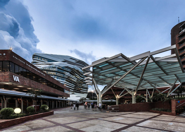 CJWHO ™ (Innovation Tower at Hong Kong Polytechnic...) #amazing #kong #hadid #asia #design #zaha #architecture #hong #tower