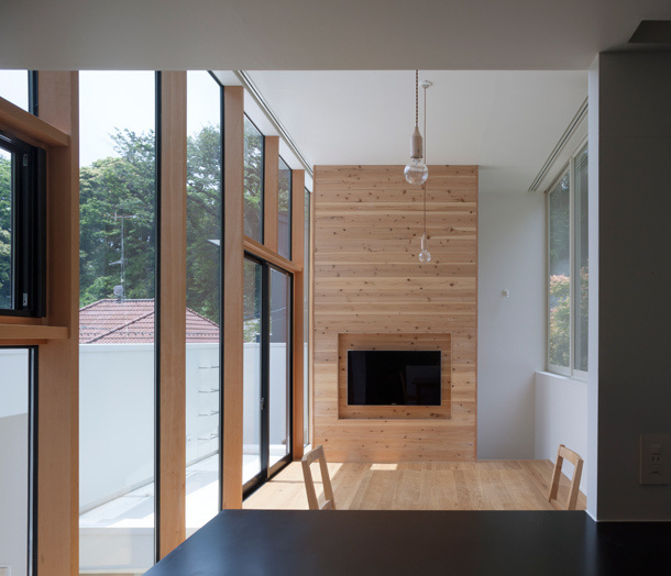 House in Kamakura Gokurakuji by Naoya Kawabe Architect & Associates #house #japanese #home #minimal #minimalist