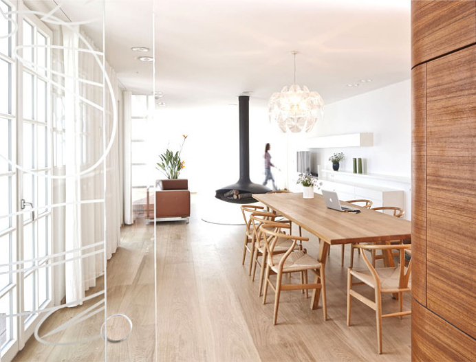 Villa Le Trident Renovation by 4a Architekten - dining area, dining table, dining, table, chairs, decor, #diningroom