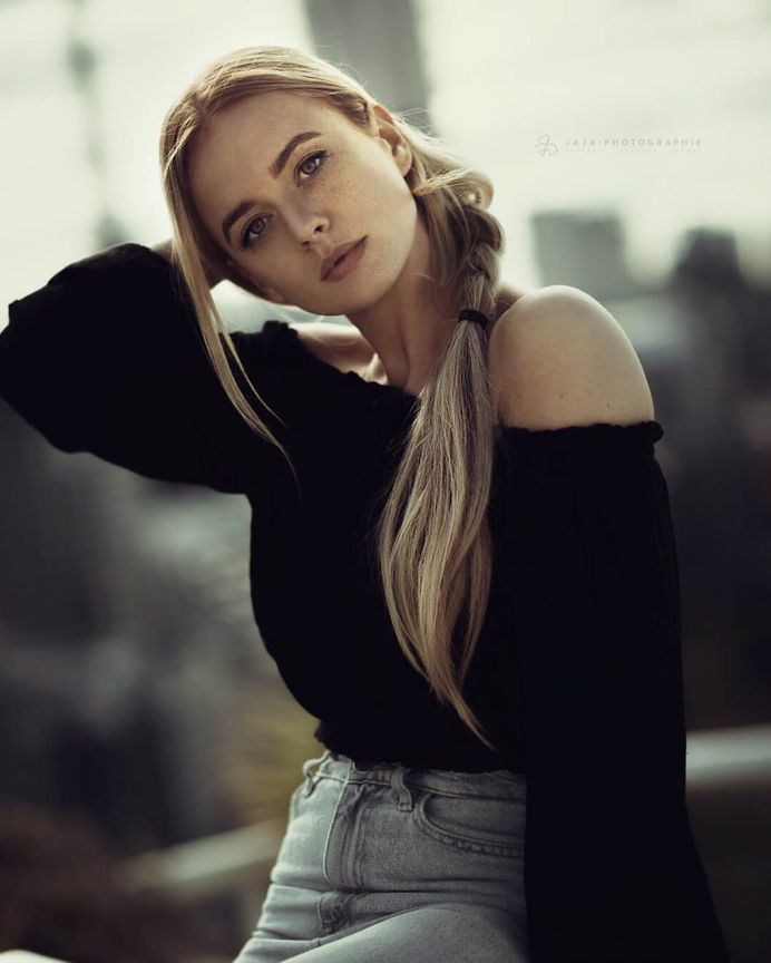 Fabulous Female Portrait Photography by Julien Fischer