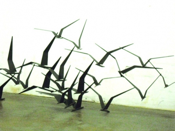 Google Image Result for http://modernmontage.com/sitebuildercontent/sitebuilderpictures/cjerebirds.JPG #metal #birds #sculpture